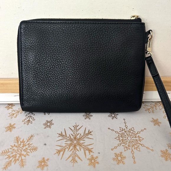 SALE!!! Tory Burch Black Leather Full Zip Wristlet - Picture 4 of 7